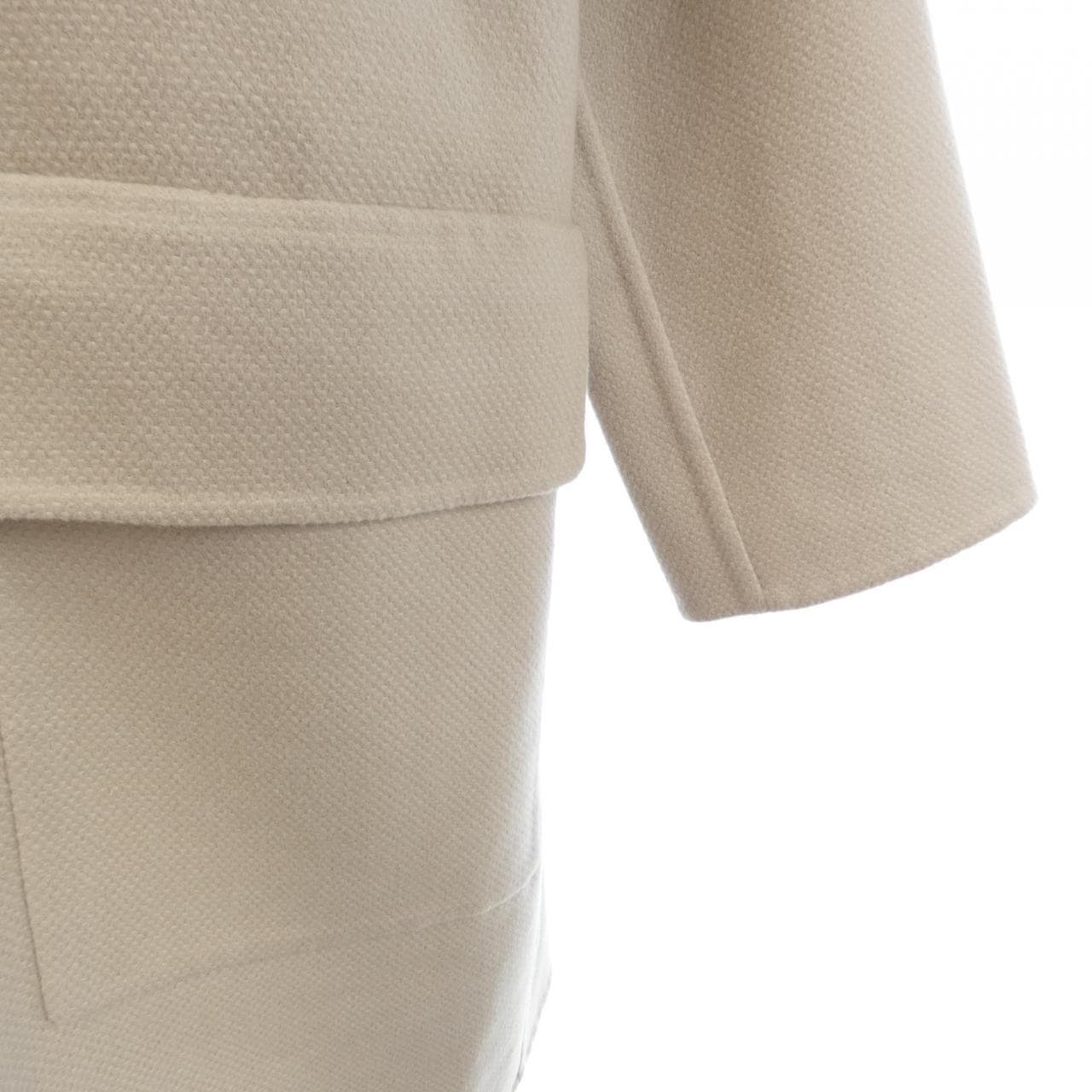 エルメス HERMES アイレットスクラプ 2E0107DB コート