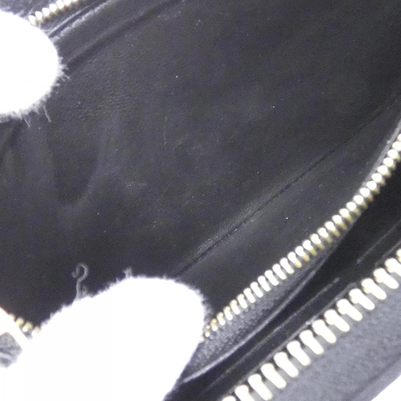 ルイヴィトン モノグラム アンプラント ジッピー ウォレット M61864 財布