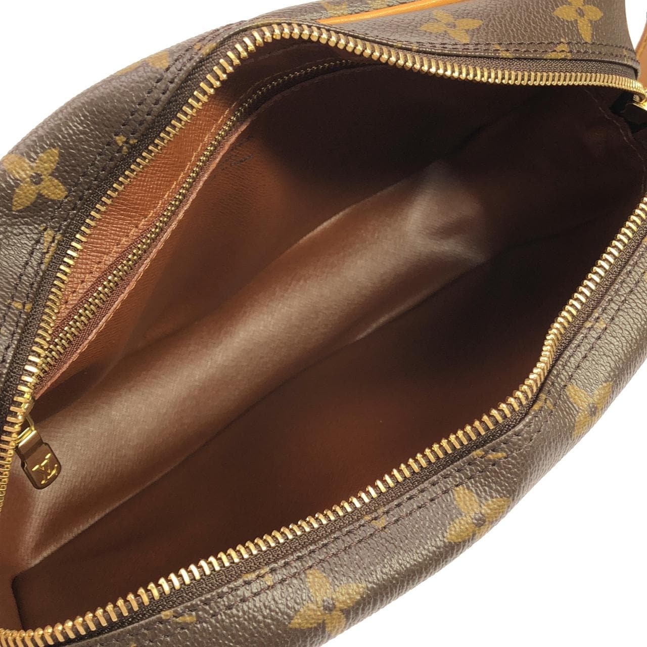 ルイヴィトン モノグラム トロカデロ 27cm M51274 ショルダーバッグ