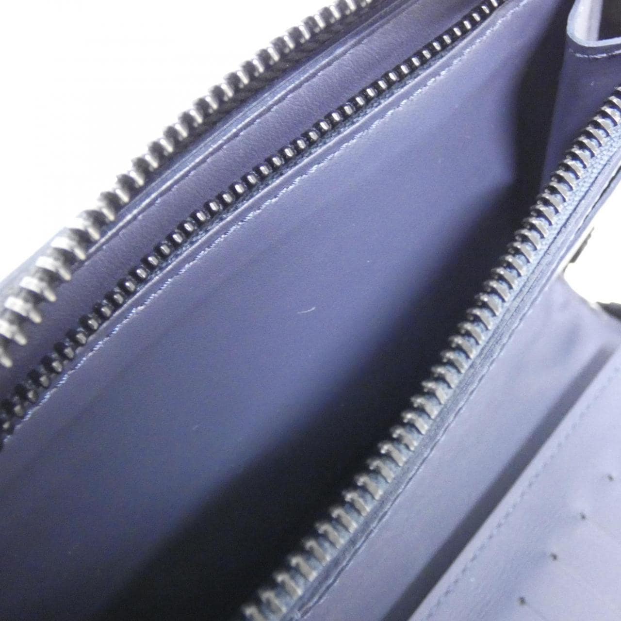 ルイヴィトン モノグラム シャドウ ジッピー ウォレット ヴェルティカル M82322 財布