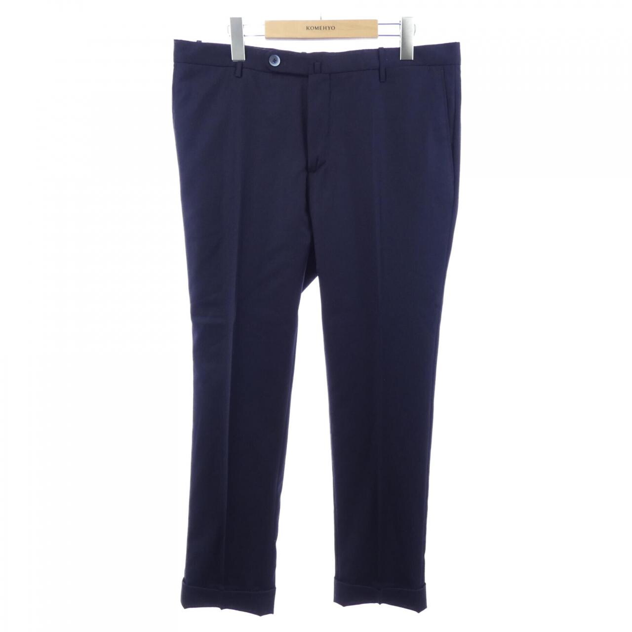 ジーティーアー G.T.A パンツ