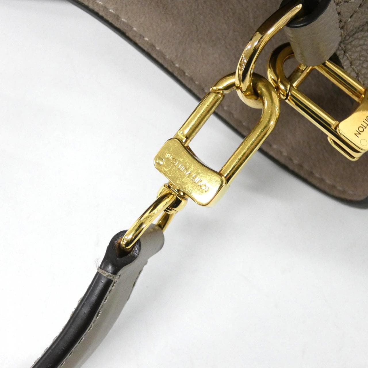 ルイヴィトン バイカラー モノグラム アンプラント ネオ ノエ MM M45555 ショルダーバッグ