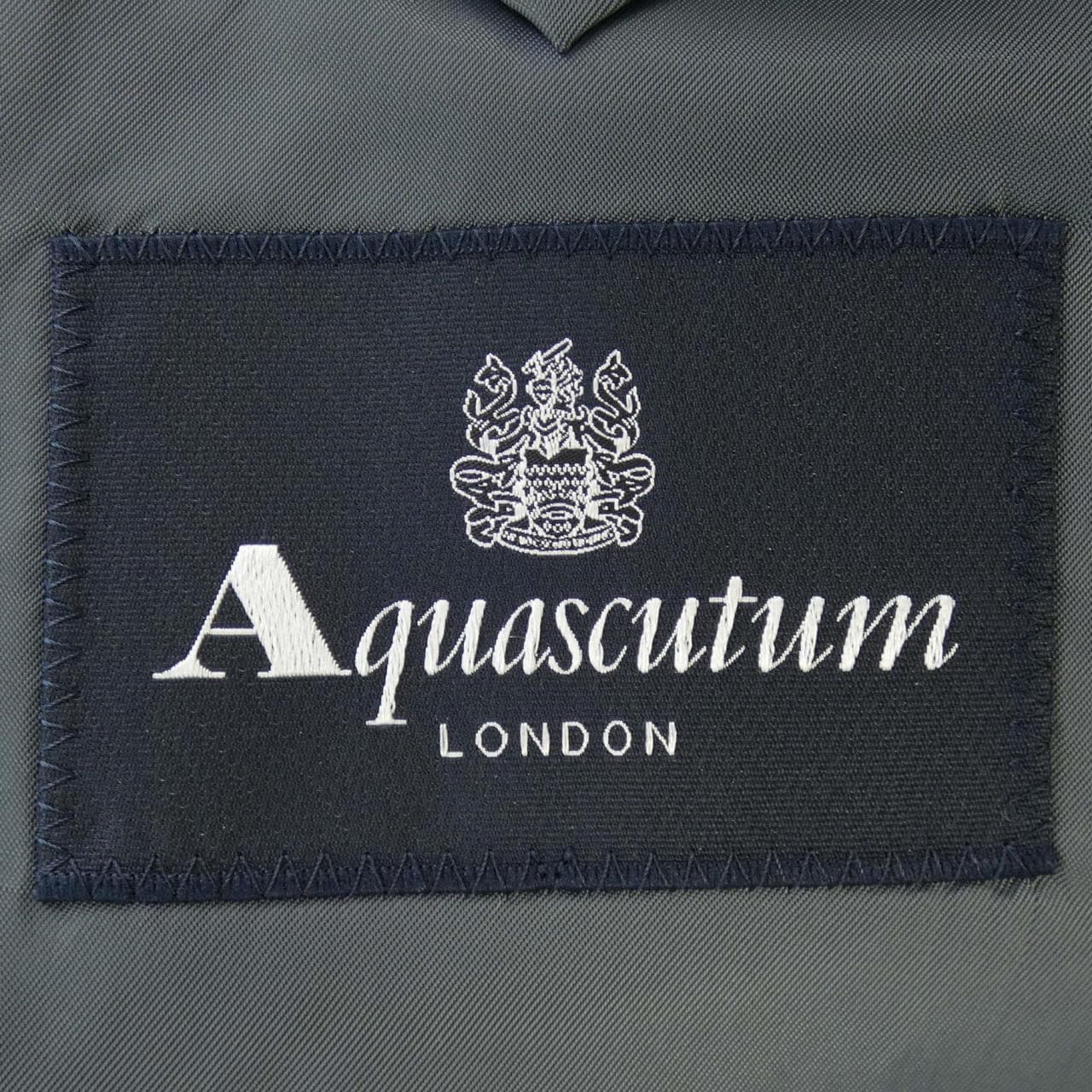 アクアスキュータム Aquascutum ジャケット