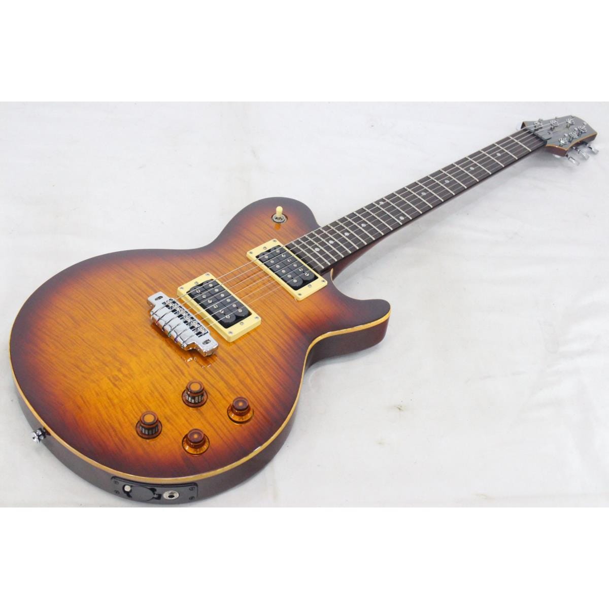 LINE6 JTV-59 VARIAX