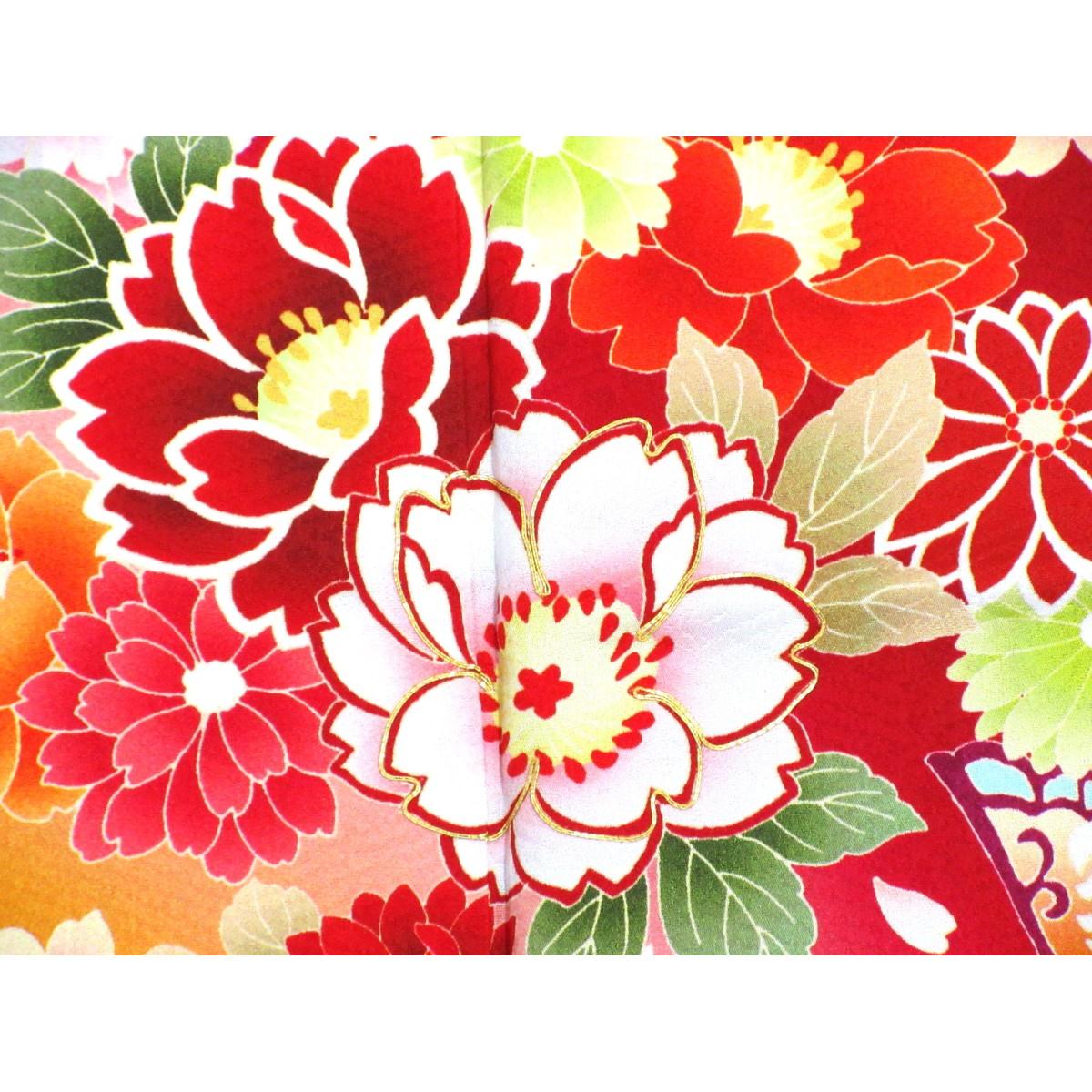振袖　友禅加工　刺繍入り　ボカシ染