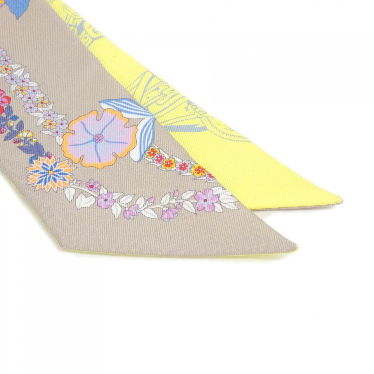 エルメス BRIDES DE GALA EN FLEURS ツイリー 064220S スカーフ