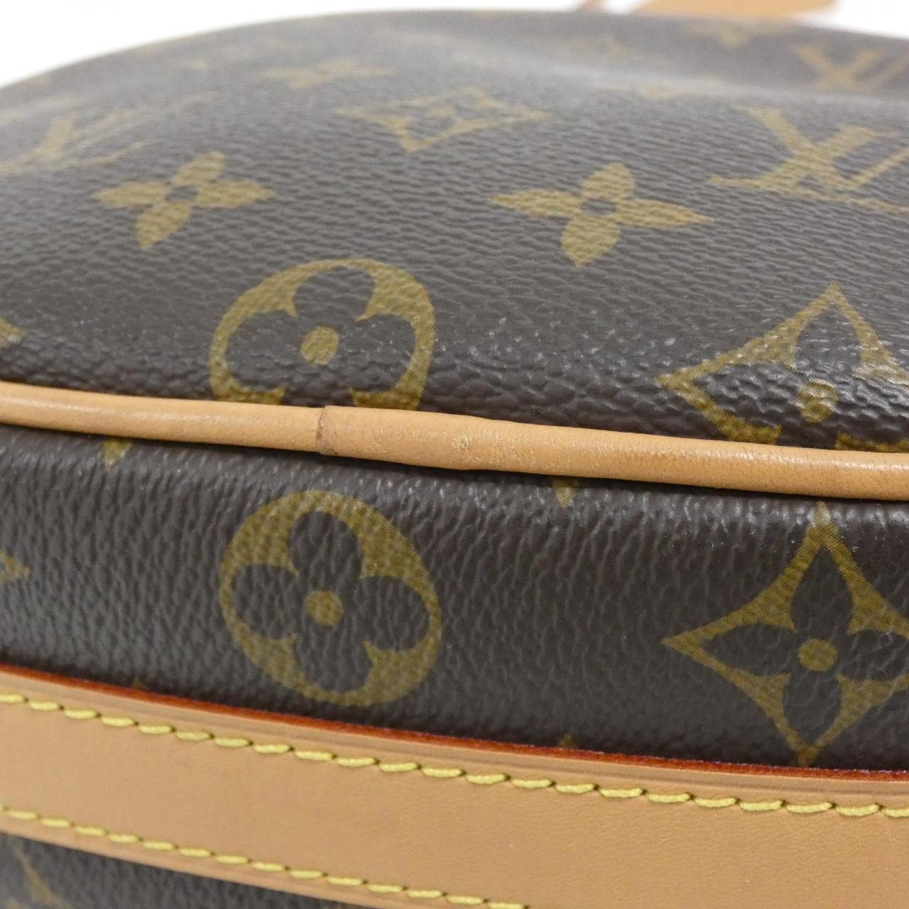 ルイヴィトン モノグラム ボワット シャポー スープル PM M45149 ショルダーバッグ