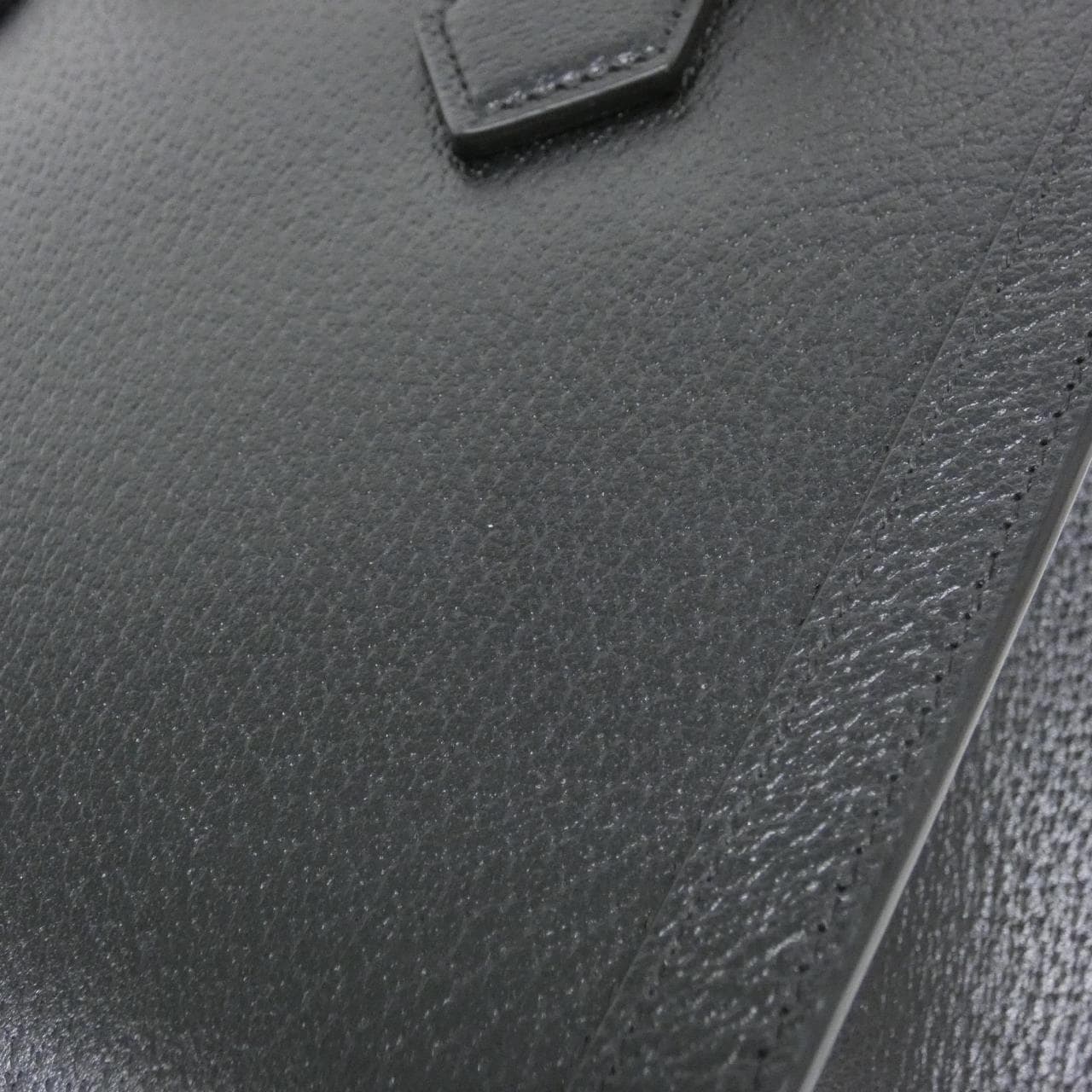 グッチ DIANA 702721 U3ZDT バッグ