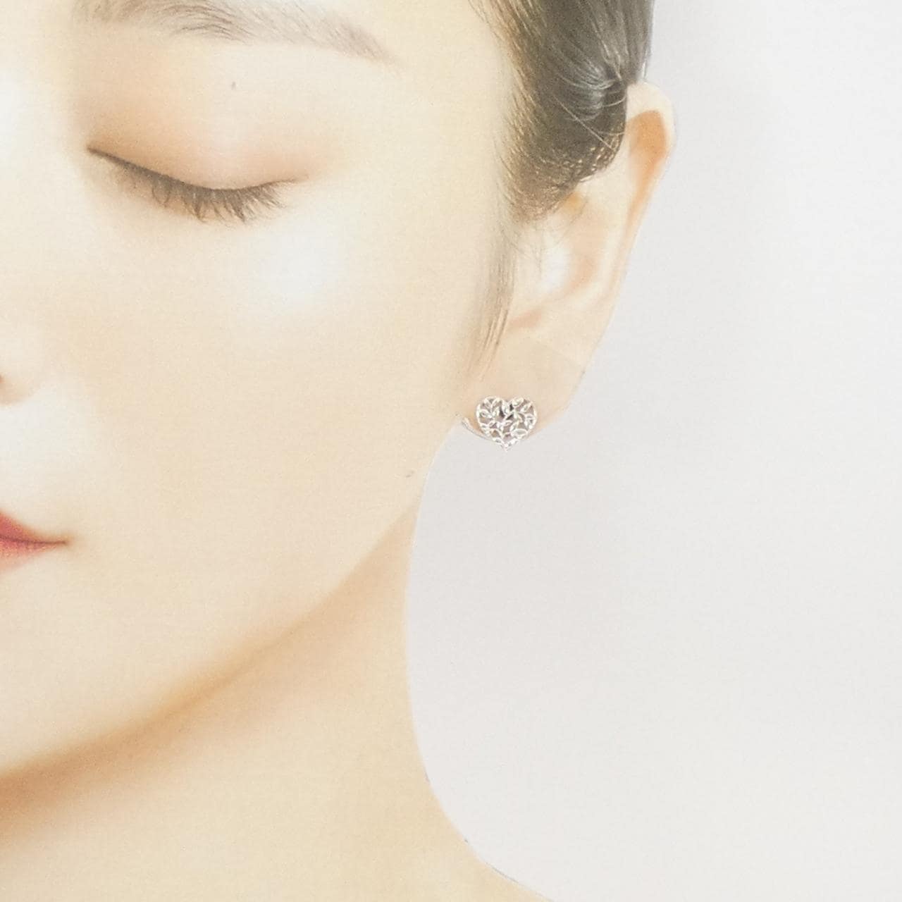 ティファニー オリーブリーフ ハート ピアス