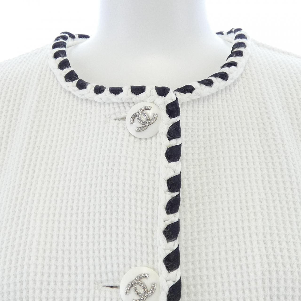 シャネル CHANEL P70028V60820 21C ノーカラージャケット
