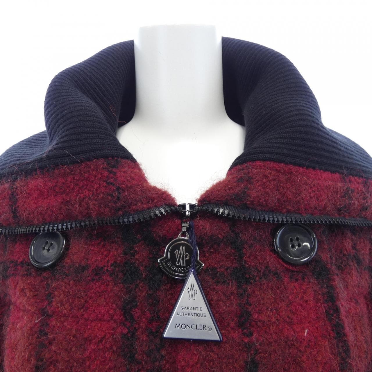 モンクレール MONCLER ダウンジャケット