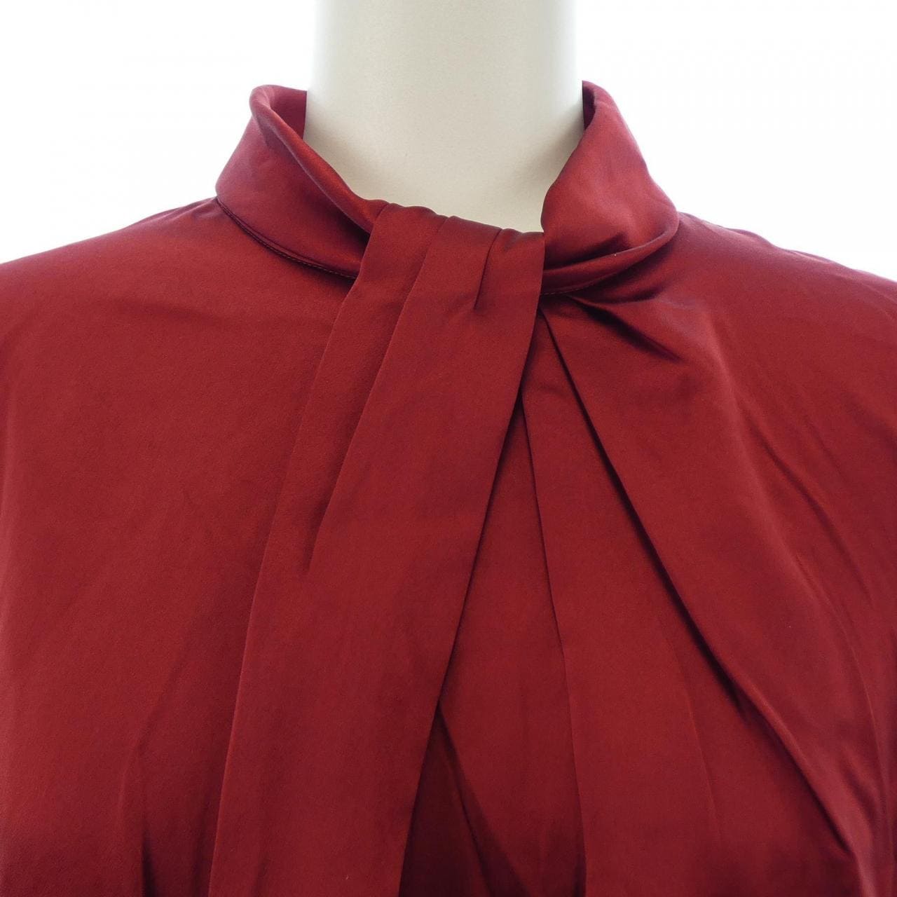 LILYSILK トップス