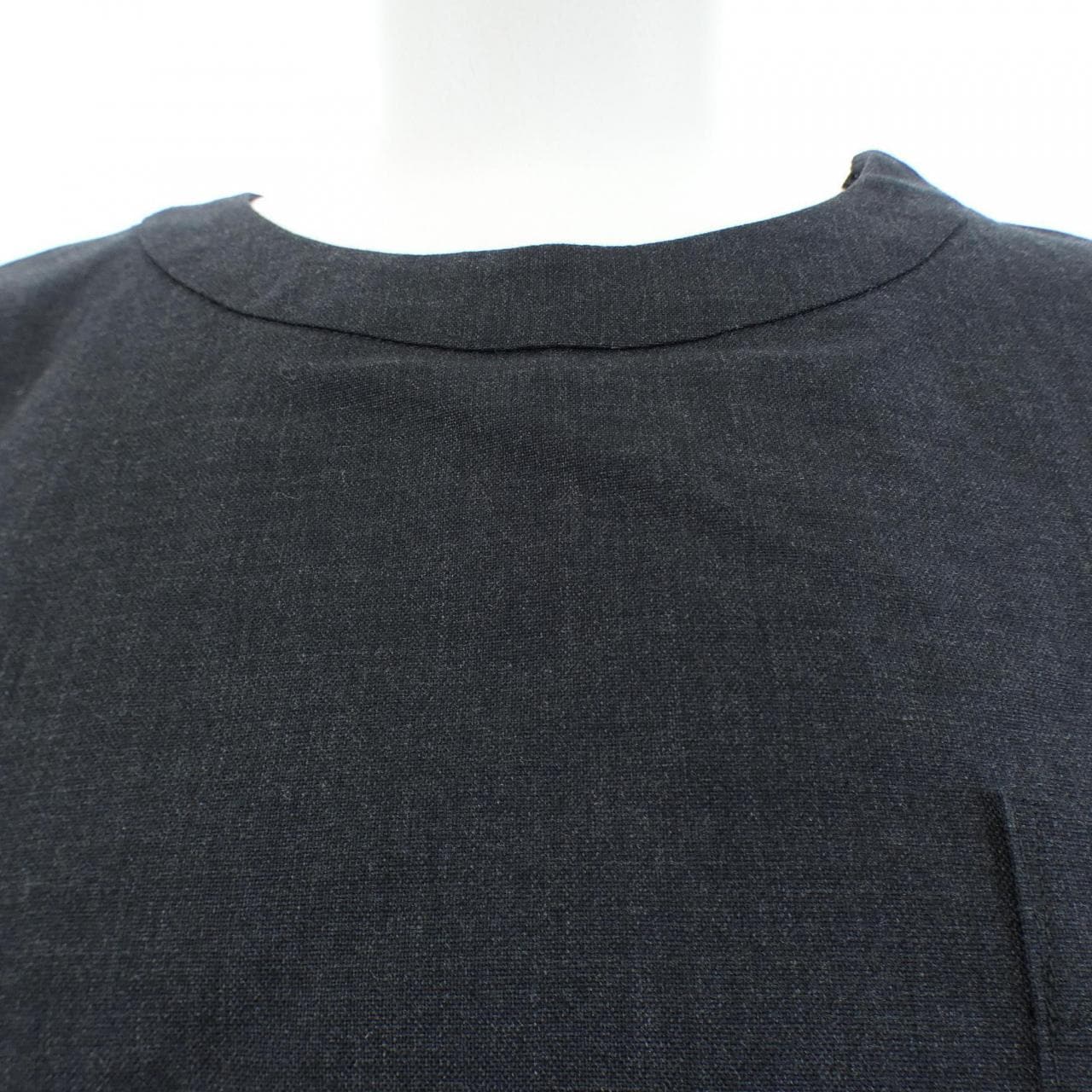 サカイ SACAI 25-08132 トップス