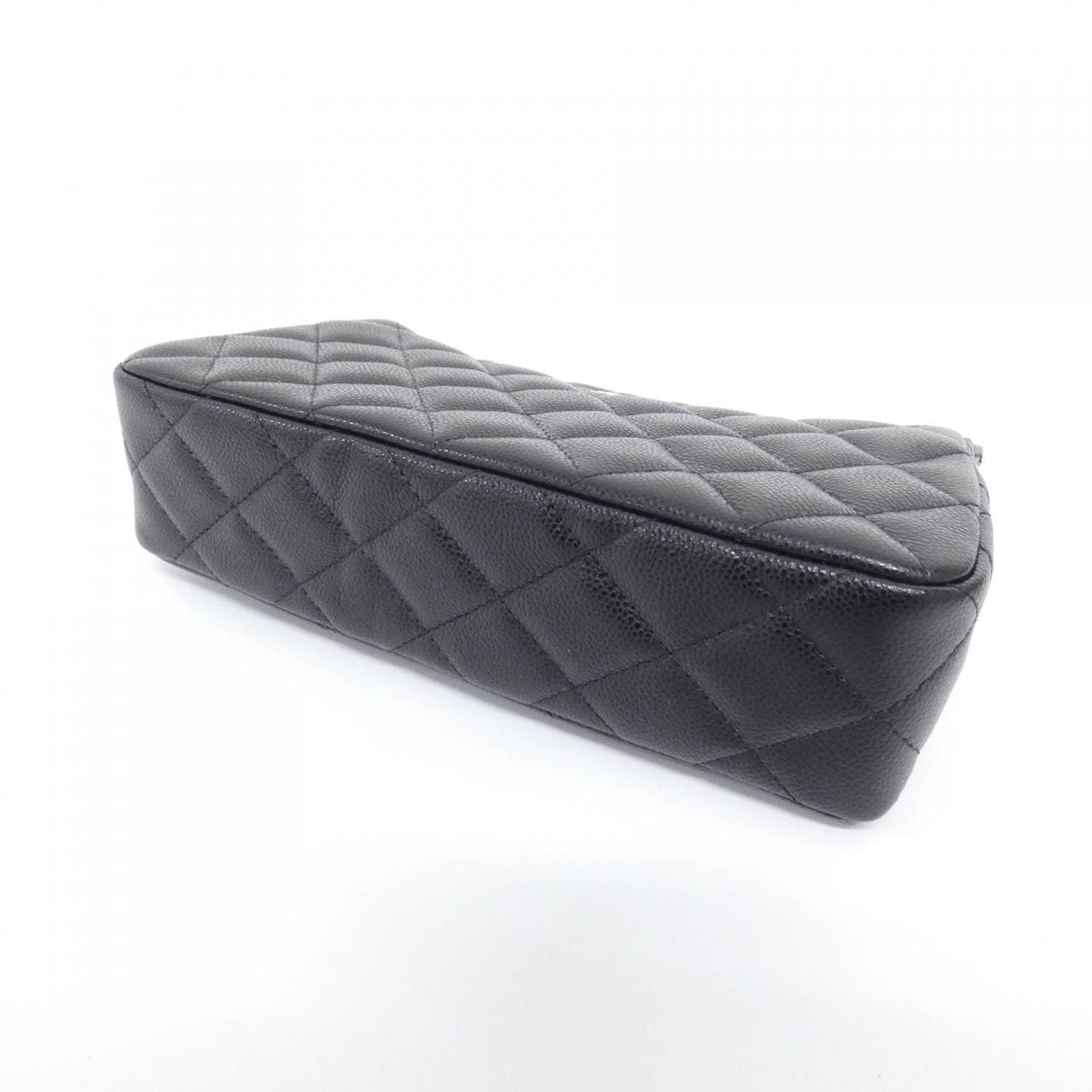 シャネル タイムレスクラシック ライン AP4704 チェーンクラッチ