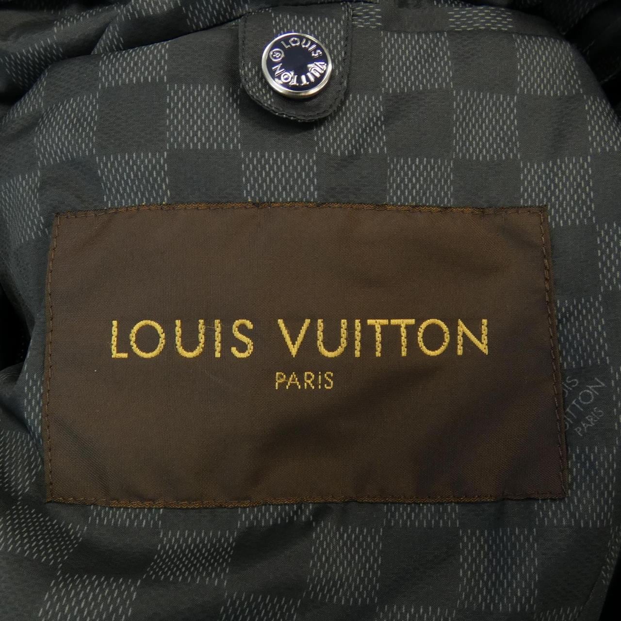 ルイヴィトン LOUIS VUITTON ダウンジャケット