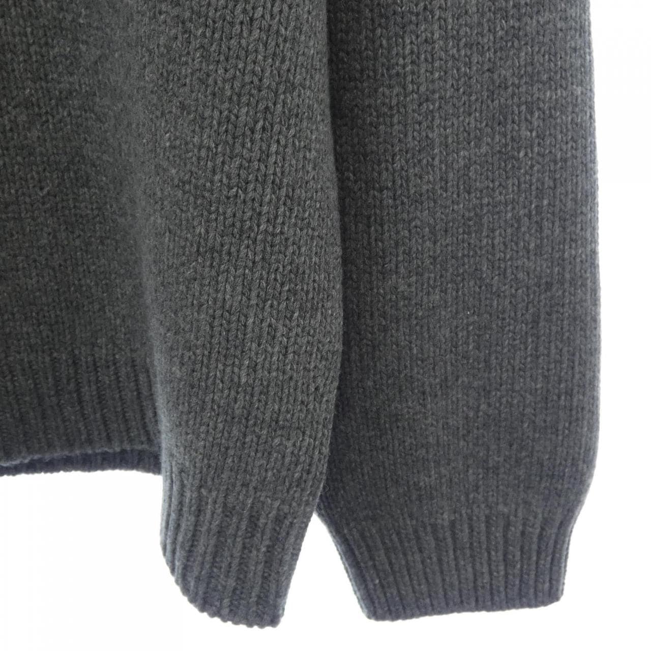 プラダ PRADA トライアングルロゴ P24T1M S222 114J ニット