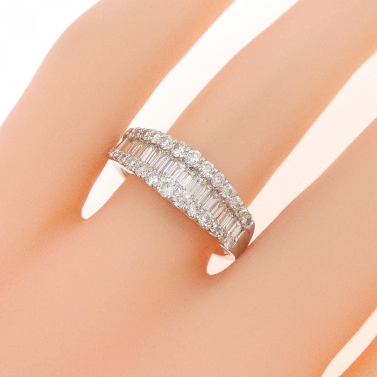 PT900 ダイヤモンド リング 1.00CT