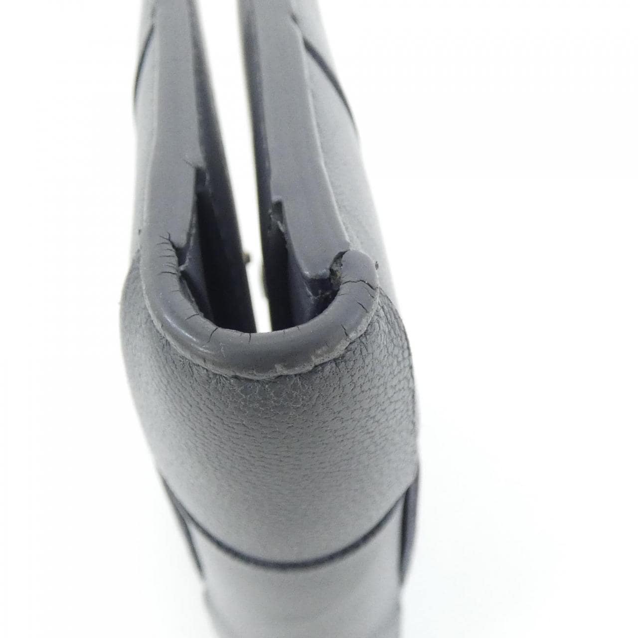 ボッテガヴェネタ 667130 VCQC1 財布