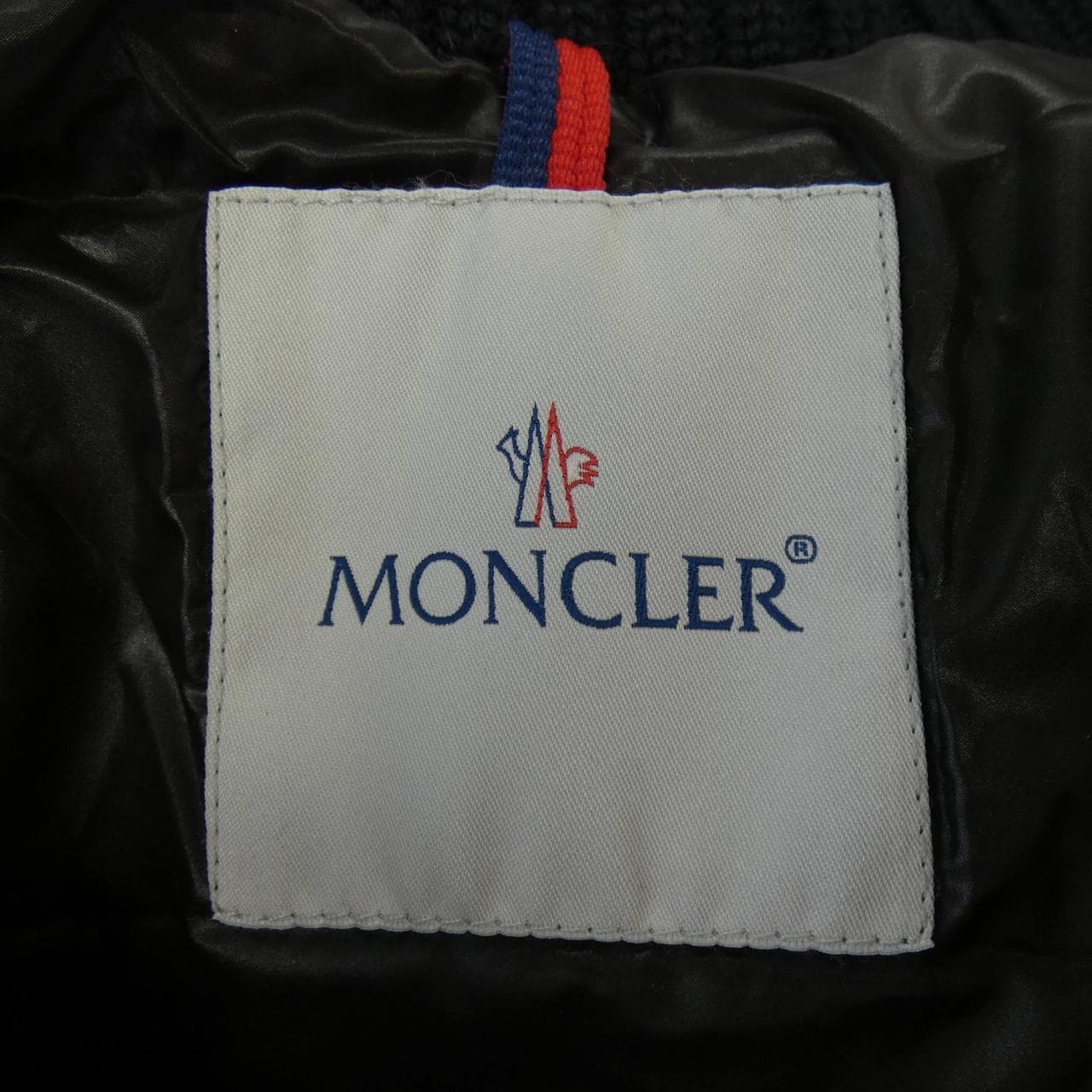 MONCLER蒙克勒羽绒服