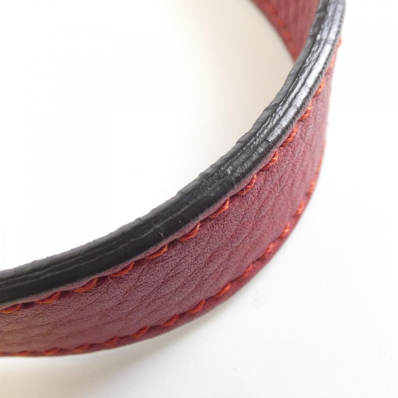 グッチ 323660 A7M0G バッグ