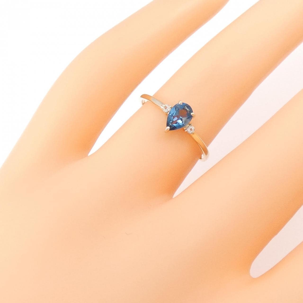 [新品] K10YG 蓝色托帕石石戒指