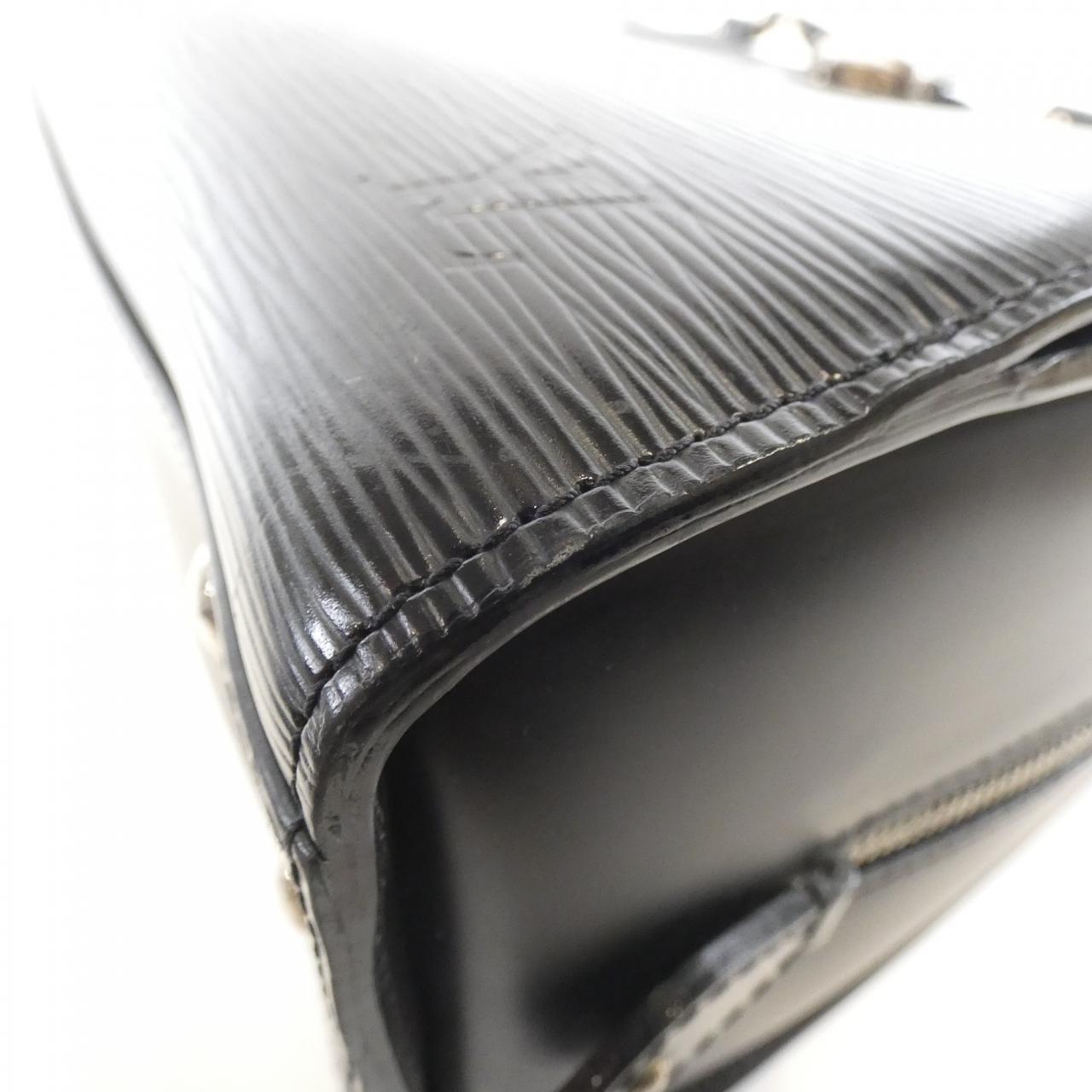 ルイヴィトン エピ ポンヌフ GM M59042 バッグ