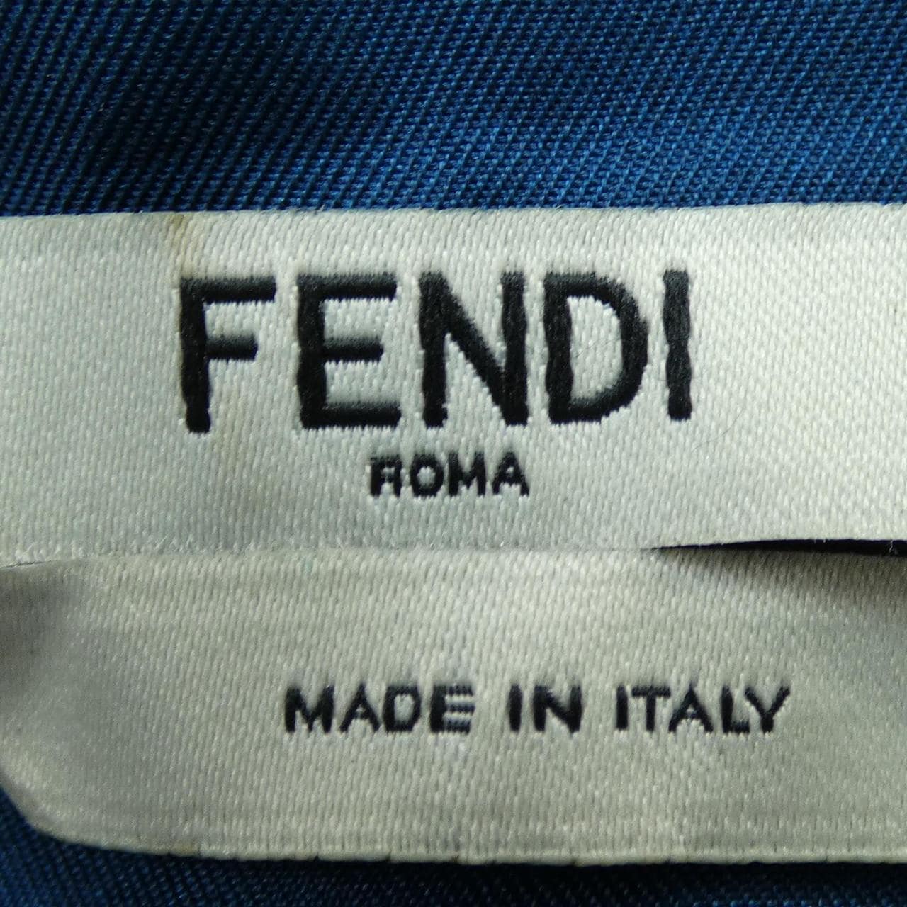 フェンディ FENDI FS7246 A9DQ シャツ