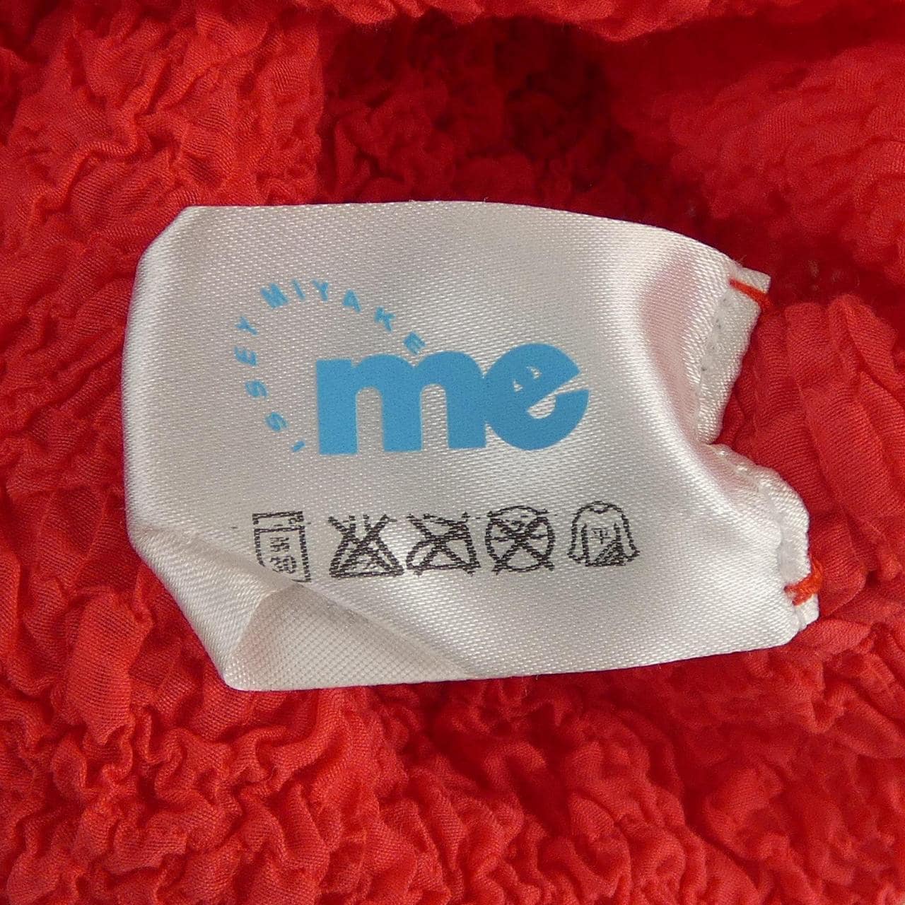 ミーイッセイミヤケ me ISSEY MIYAKE MI12FR265 トップス