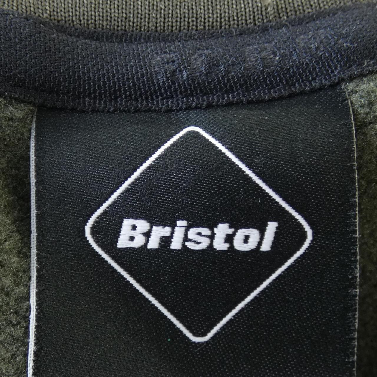 エフシーアールビー F.C.R.B. FCRB-242064 パーカー