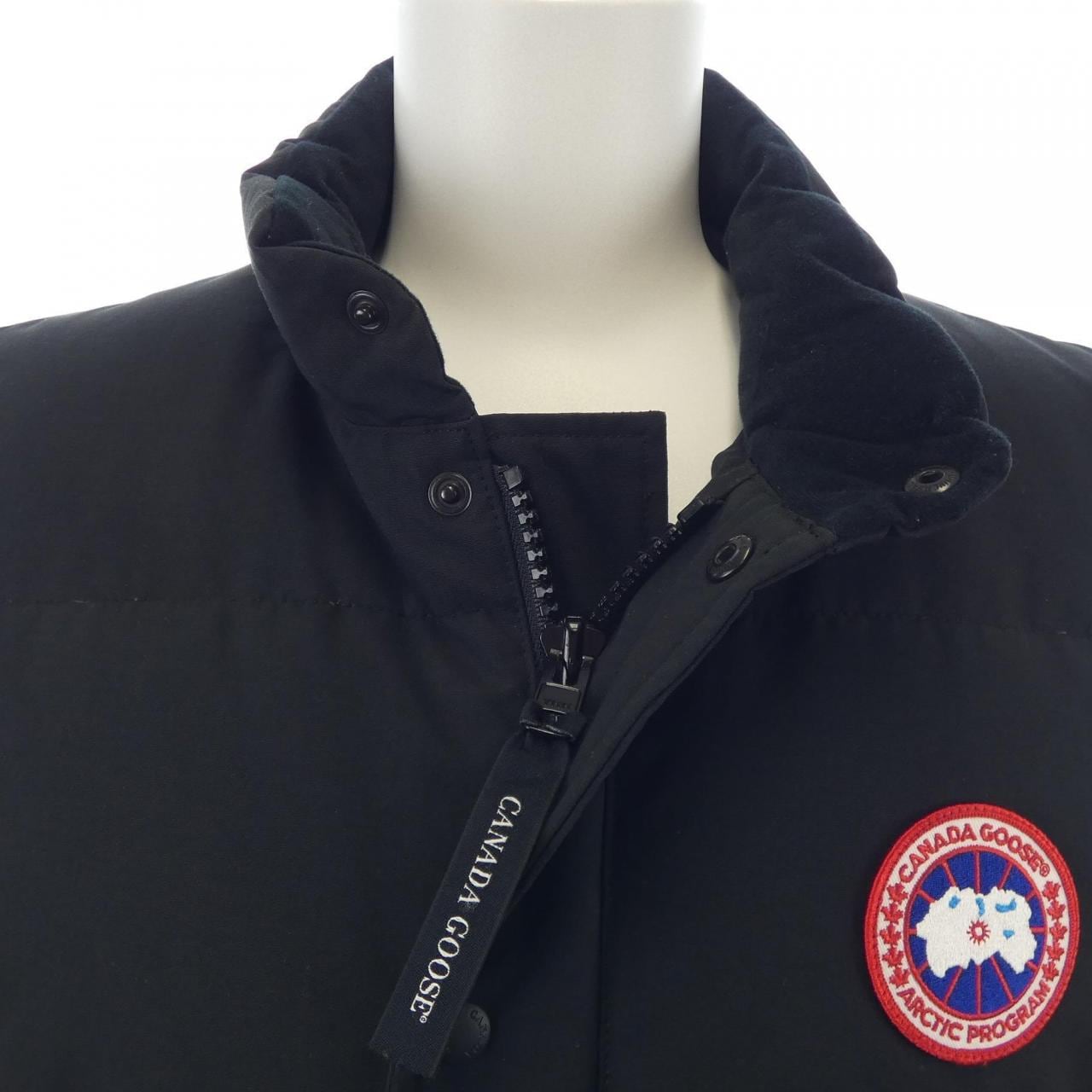 カナダグース CANADA GOOSE 4154M FREESTYLE フリースタイル ダウンベスト