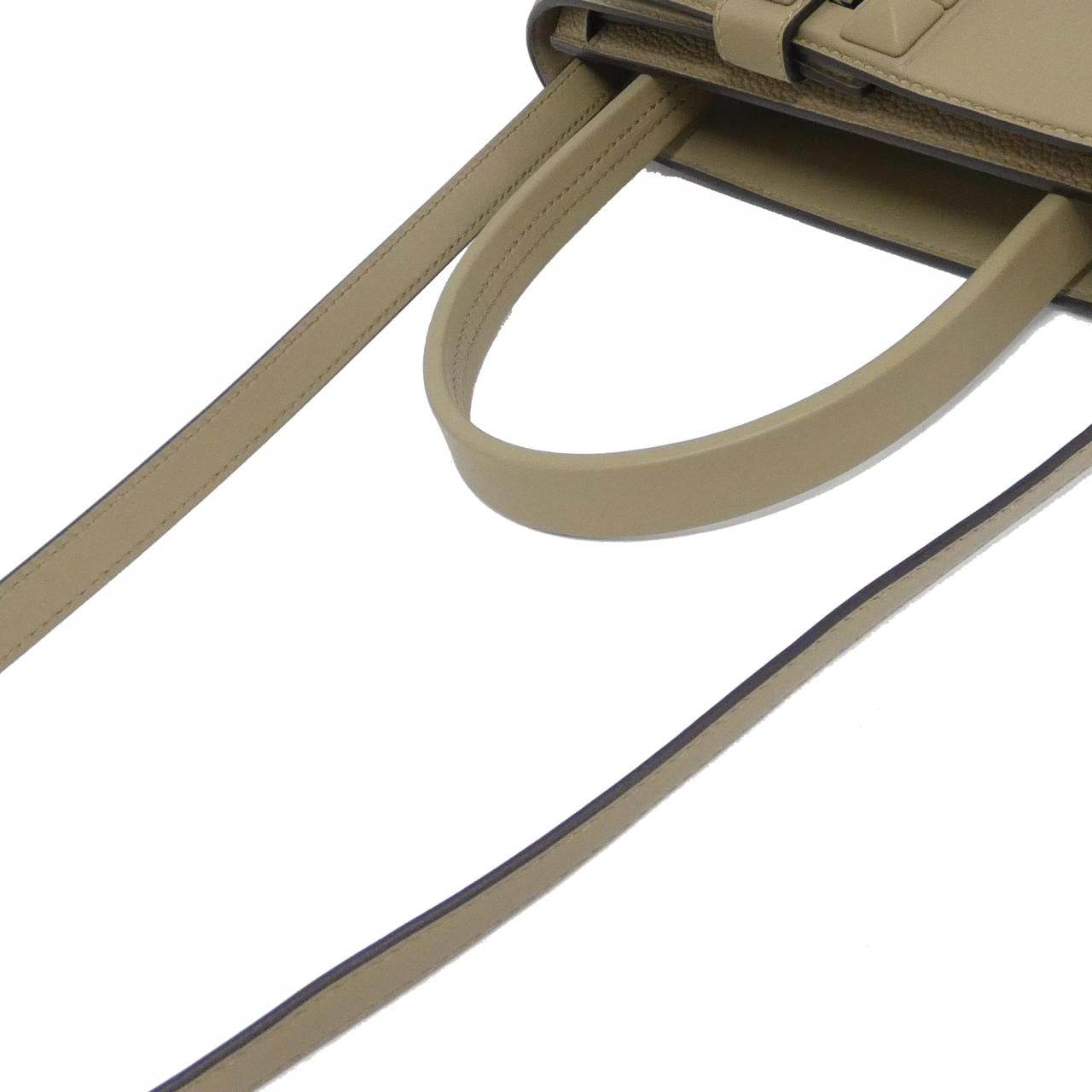 【未使用品】エルメス メドール 085055CK バッグ