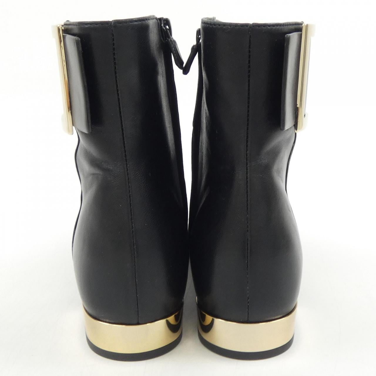ロジェヴィヴィエ ROGER VIVIER ブーツ