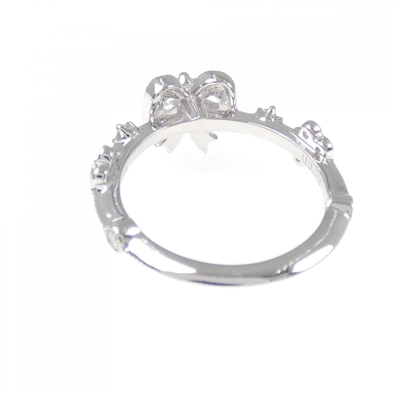 PT900 リボン ダイヤモンド リング 0.18CT