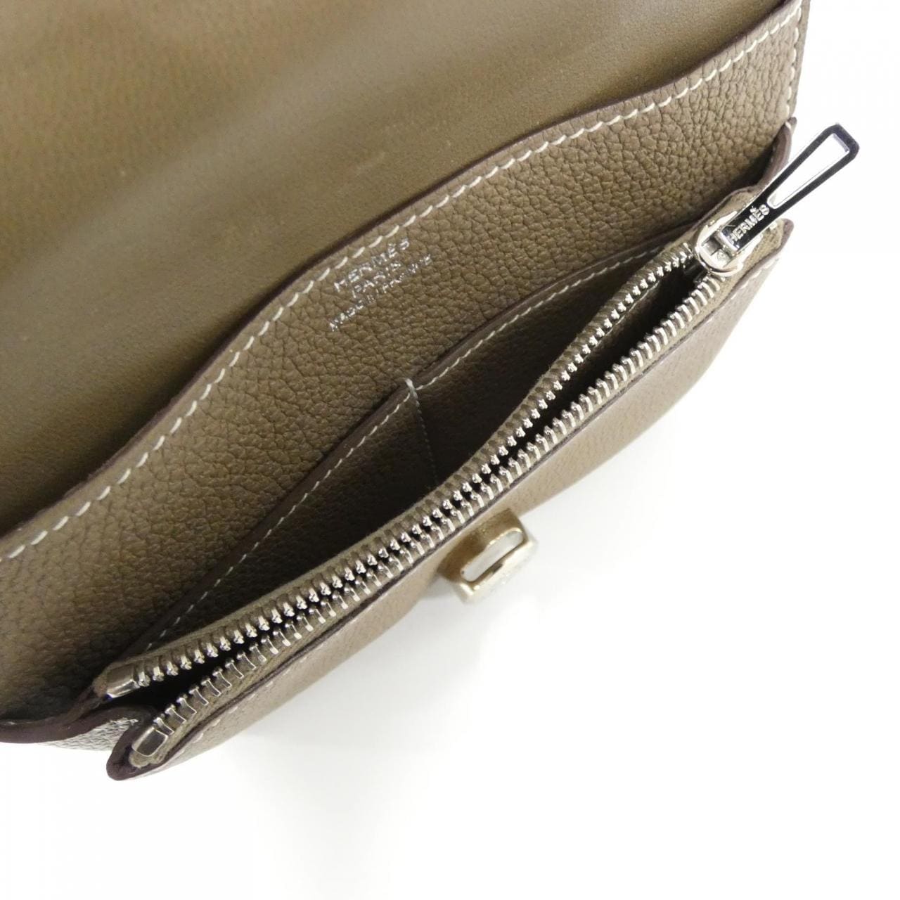 エルメス ドゴン コンパクト 043072CK 財布