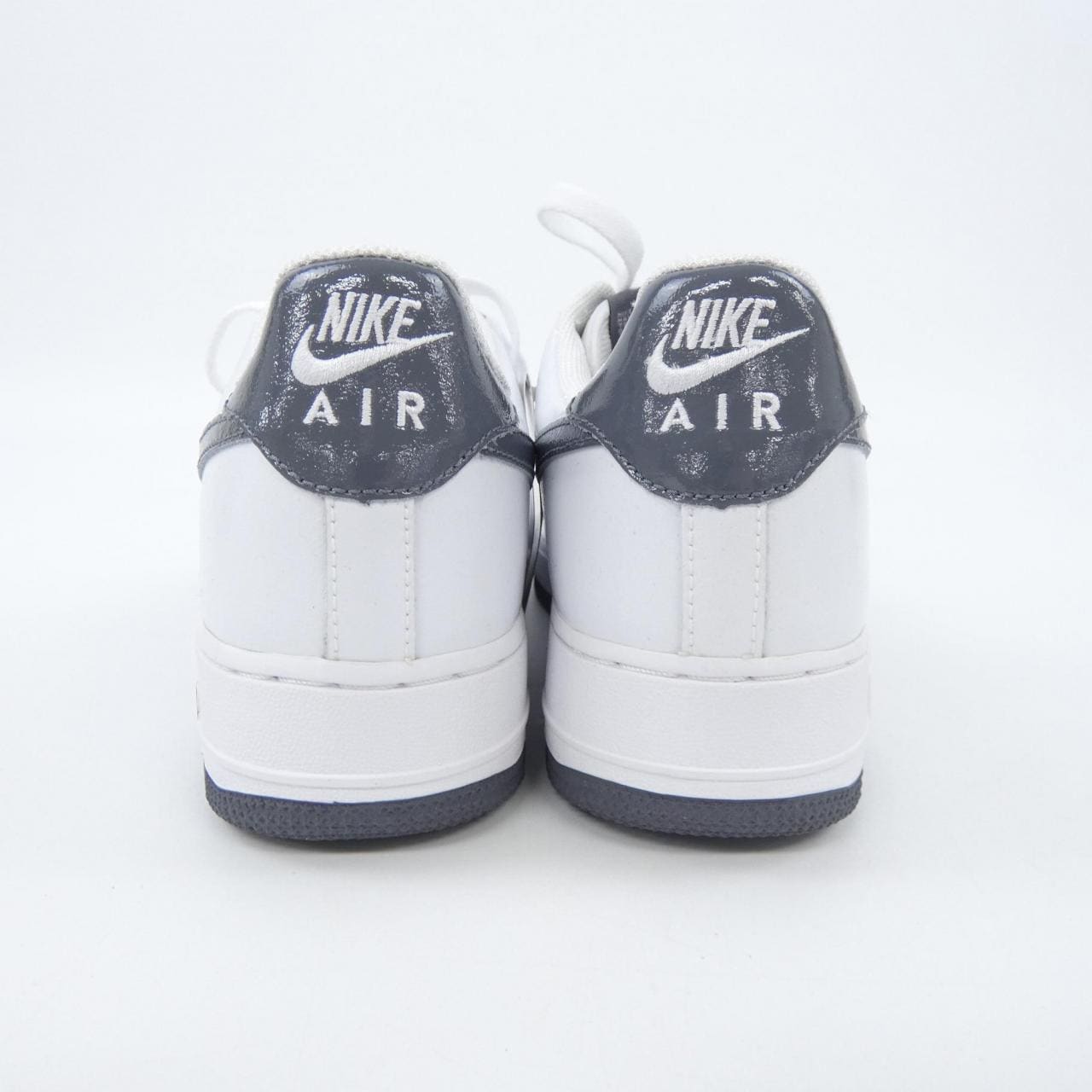 ナイキ NIKE 306353-105 スニーカー