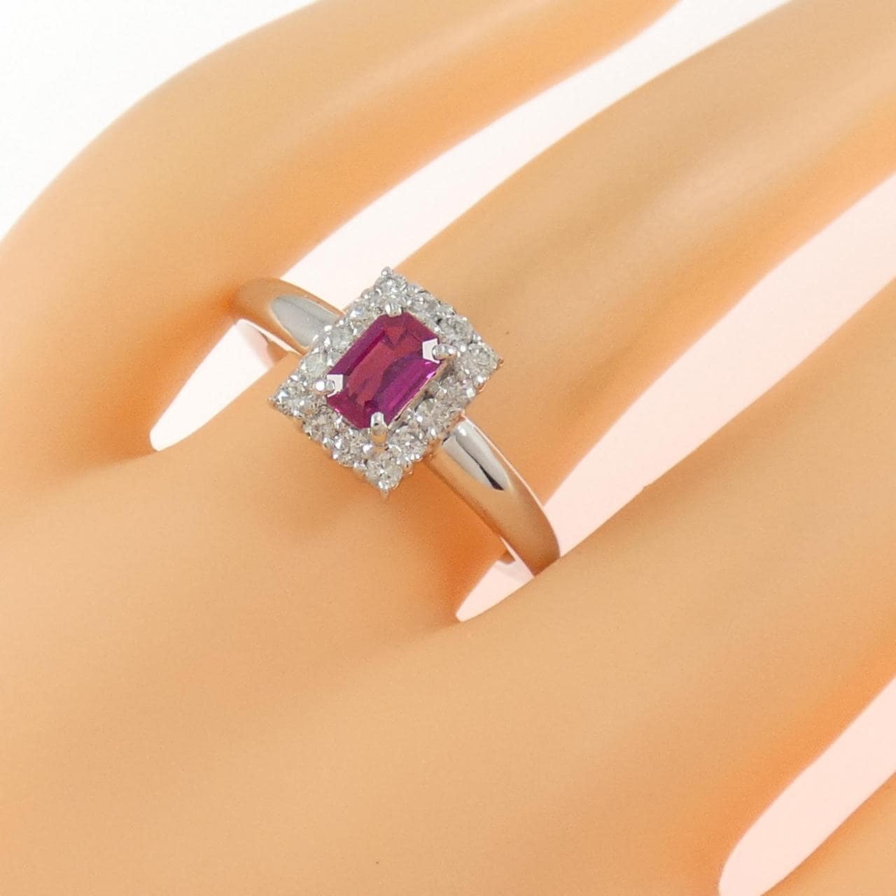 K18WG ルビー リング 0.48CT