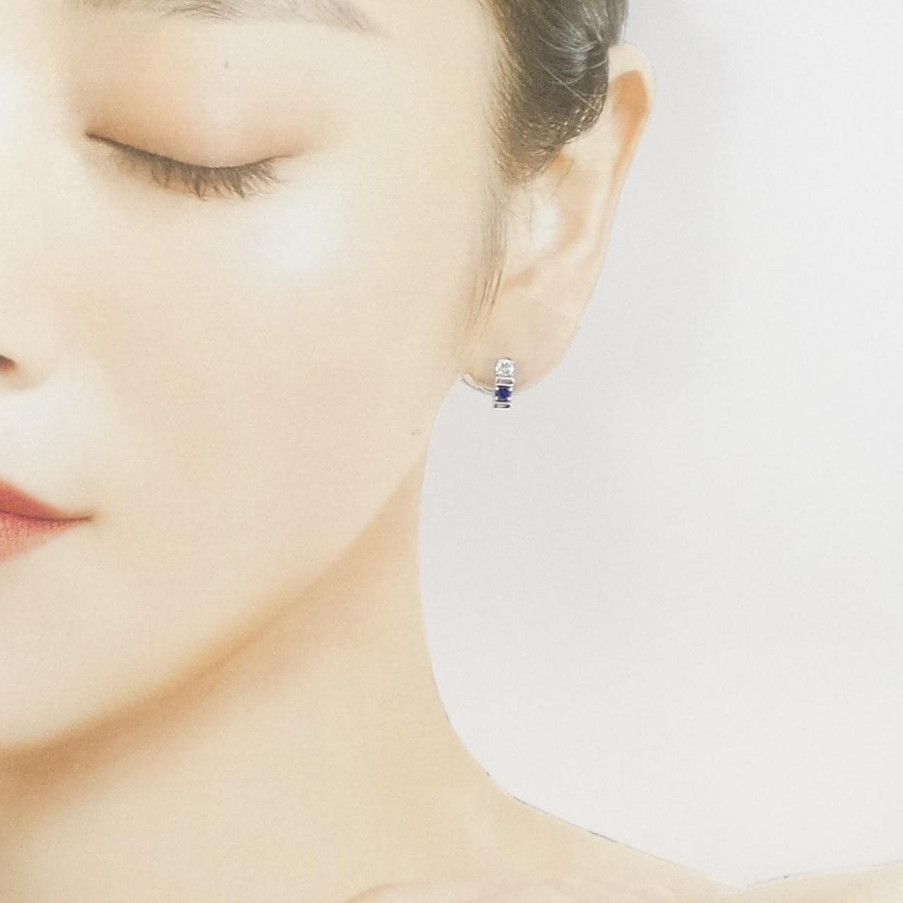 モワード サファイヤ ピアス 0.36CT