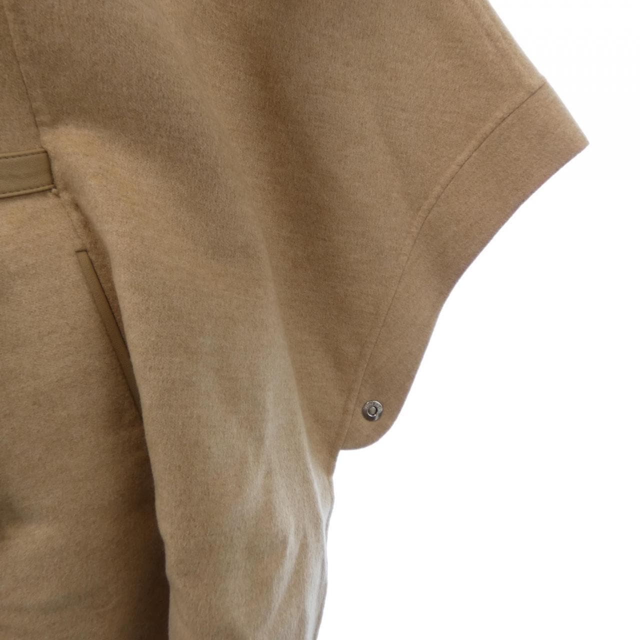 ロロピアーナ Loro Piana FAG3753 ケープ