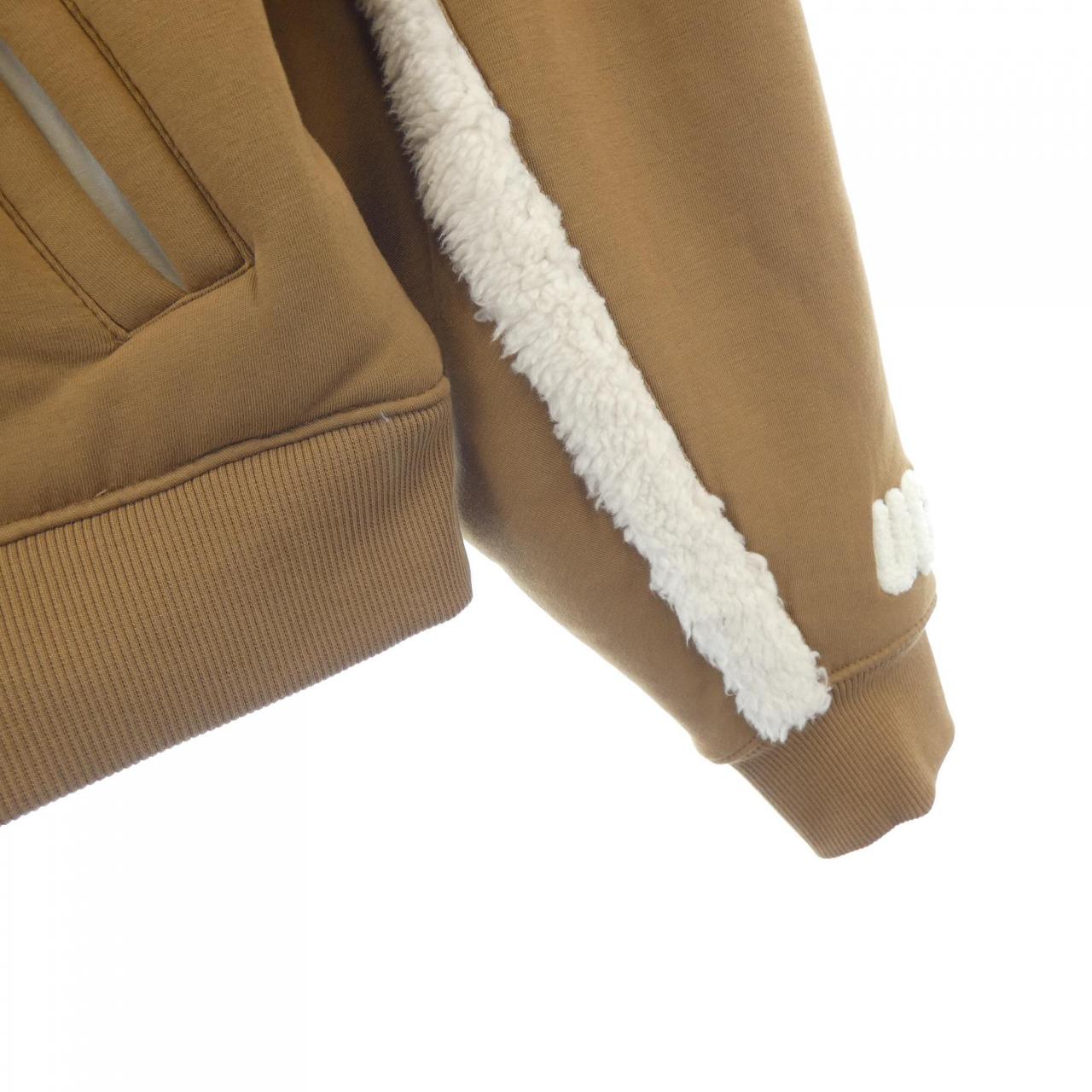 アグ UGG トップス
