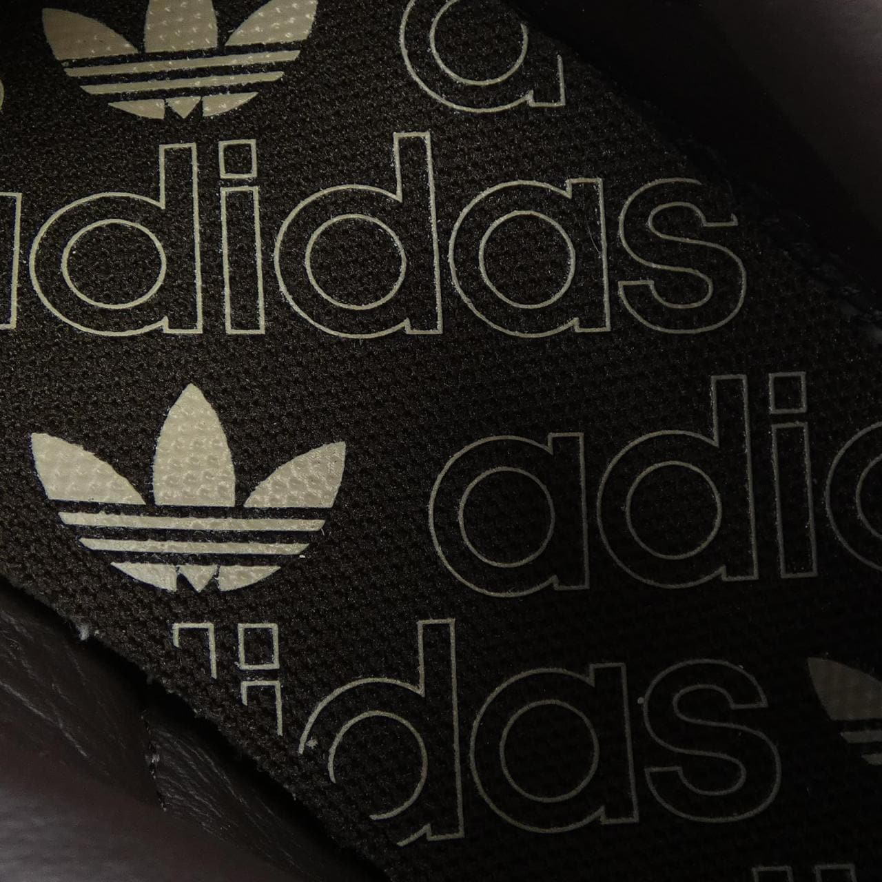 阿迪達斯ADIDAS JQ6169運動鞋