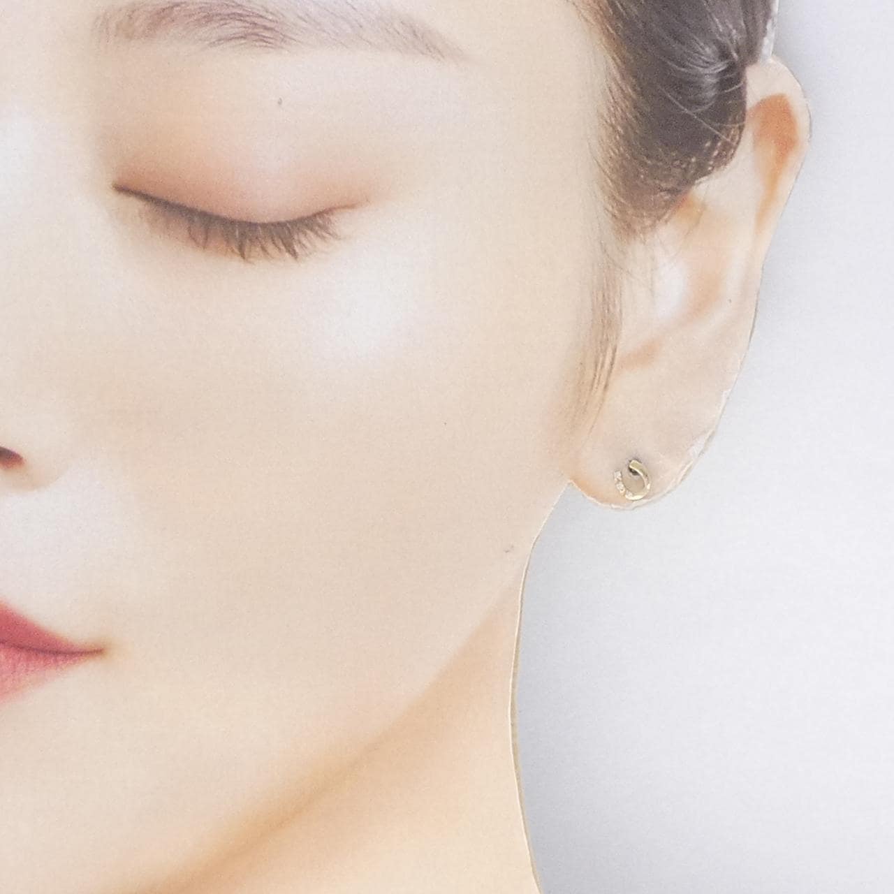 ヴァンドーム ホースシュー ダイヤモンド ピアス