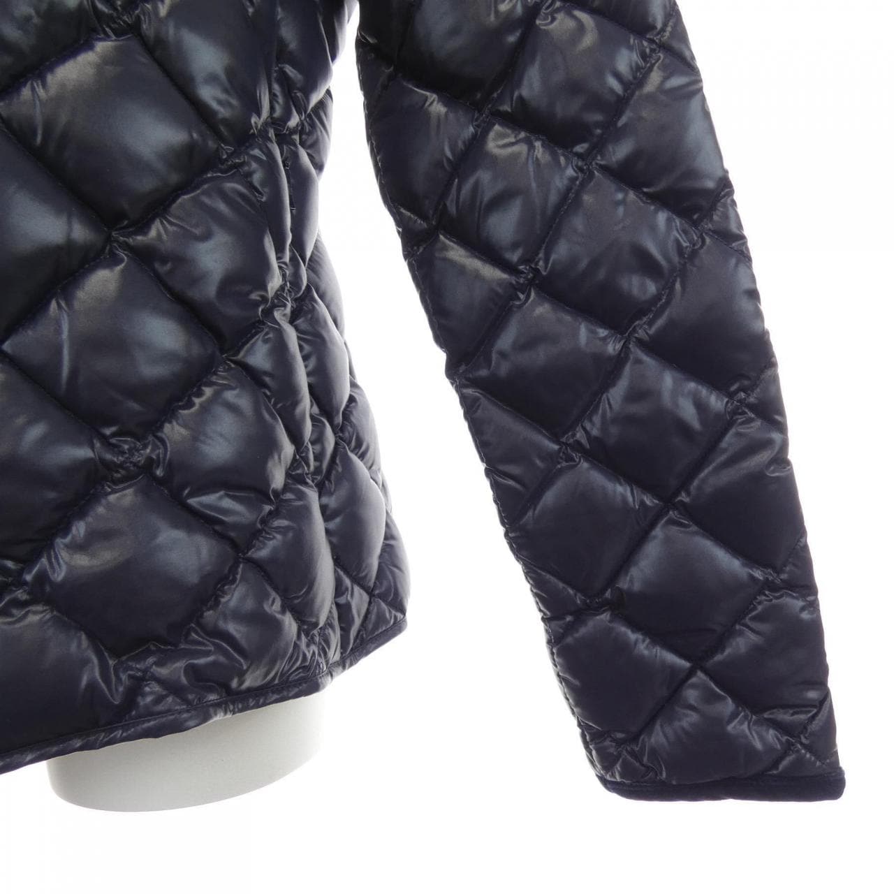 モンクレール MONCLER HARLE ダウンジャケット