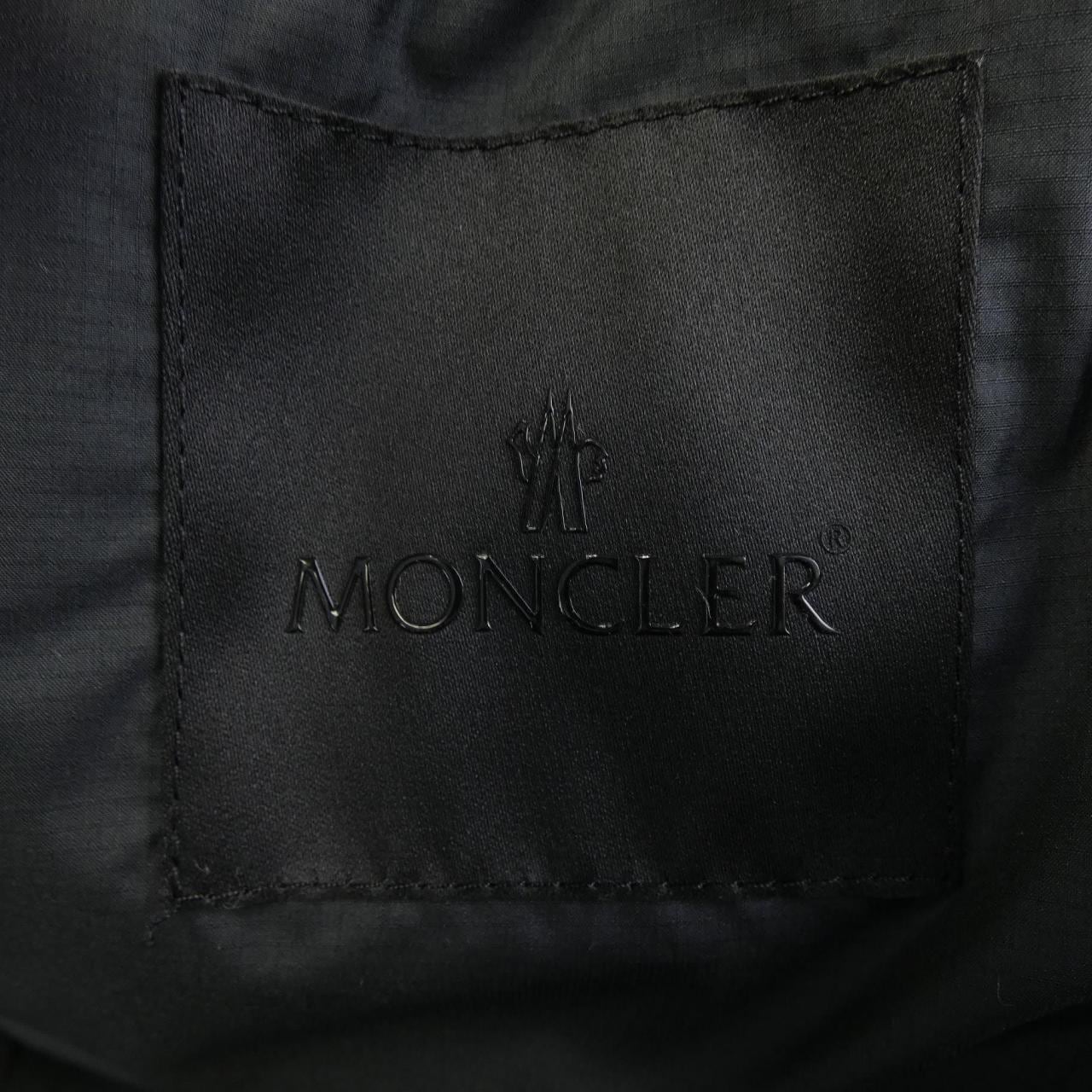 モンクレール MONCLER VIAUR ダウンジャケット