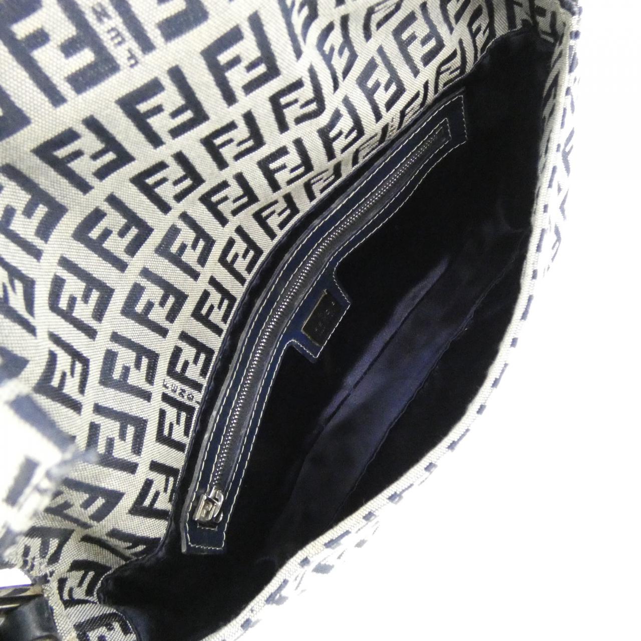 【ヴィンテージ】フェンディ バゲット 26424 ショルダーバッグ