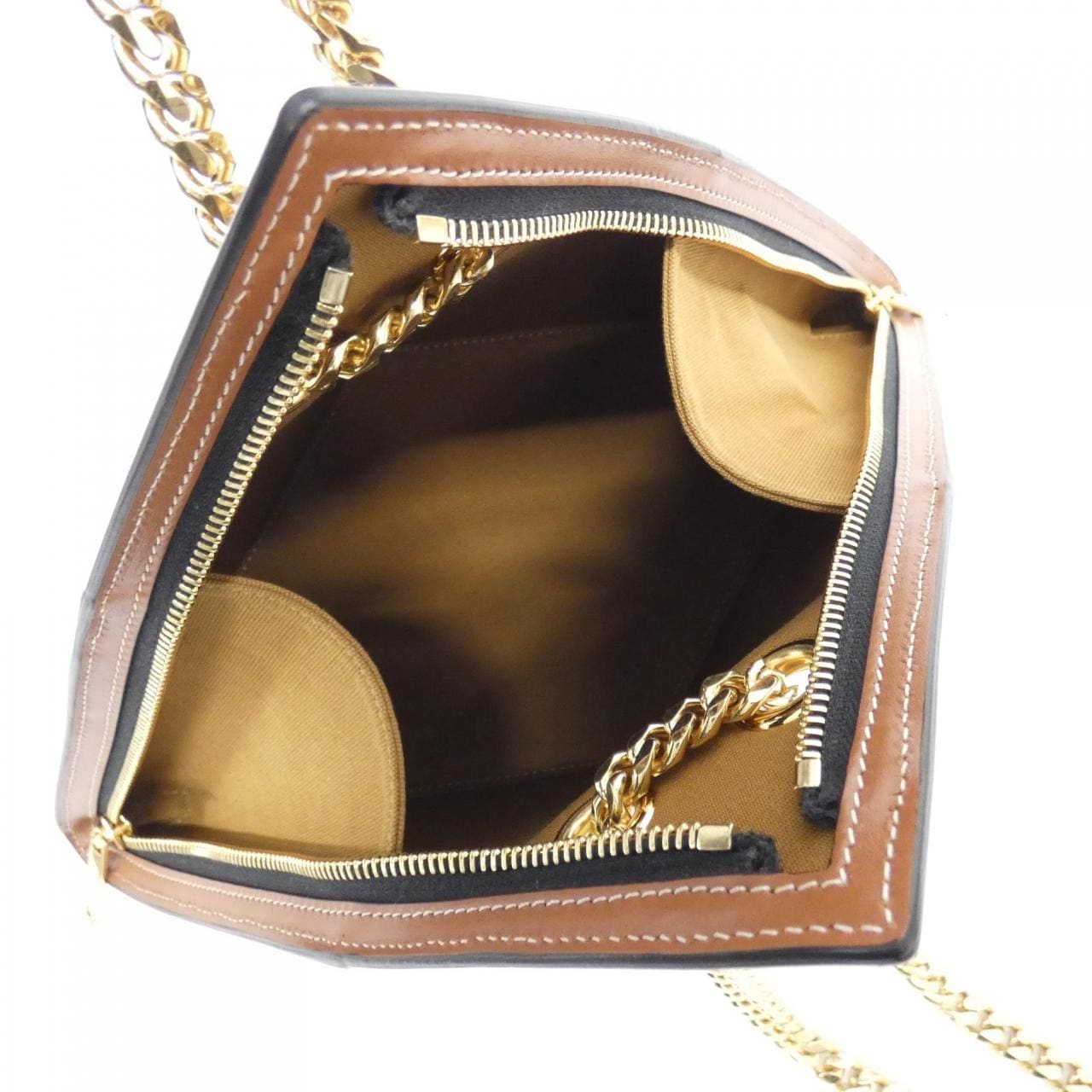 セリーヌ ピラミッド チェーン ショルダーバッグ