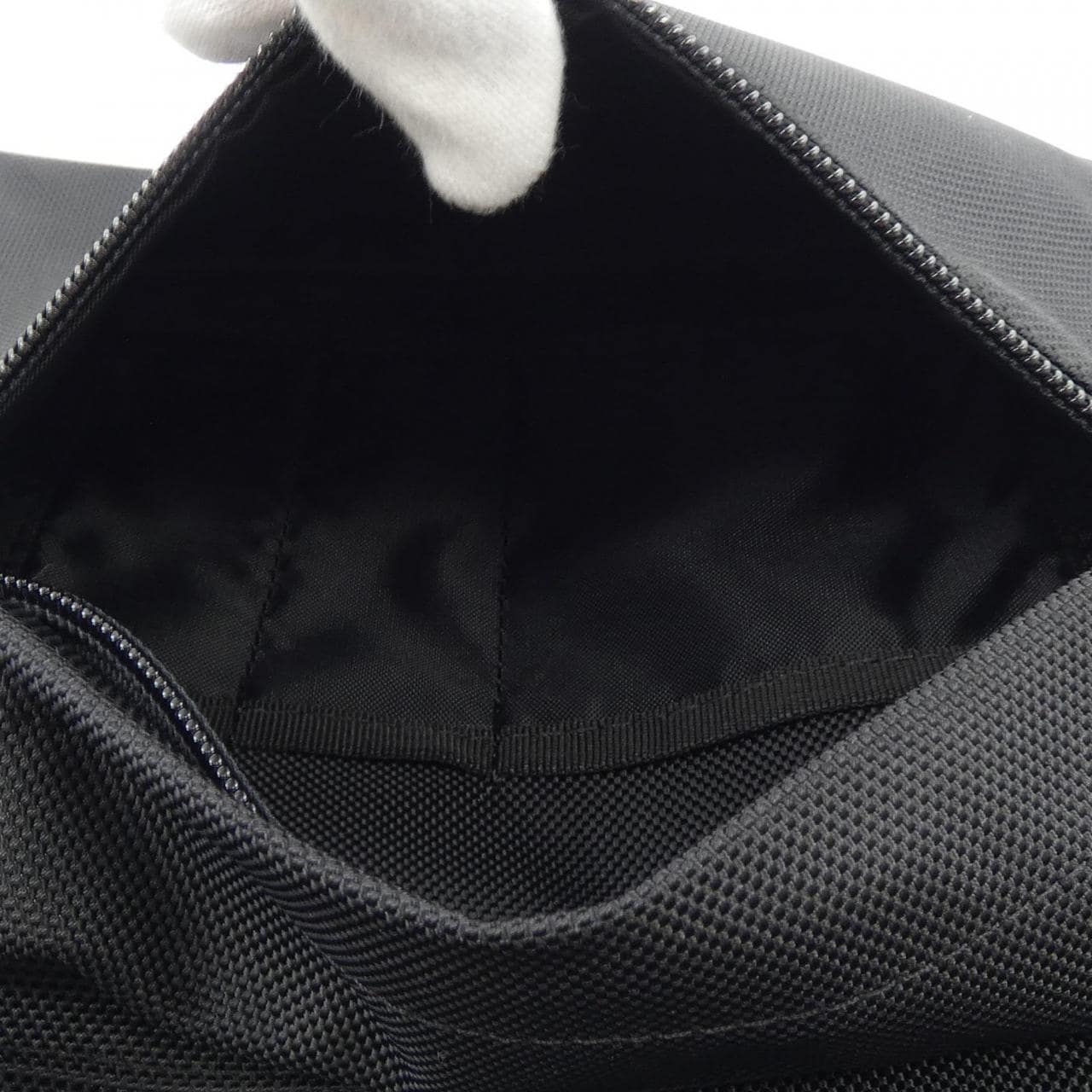 ワイズ Y's NEW ERA YO-I01-990 BACKPACK