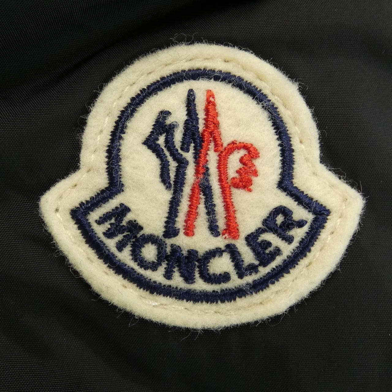 モンクレール MONCLER MORANDIERES ダウンジャケット