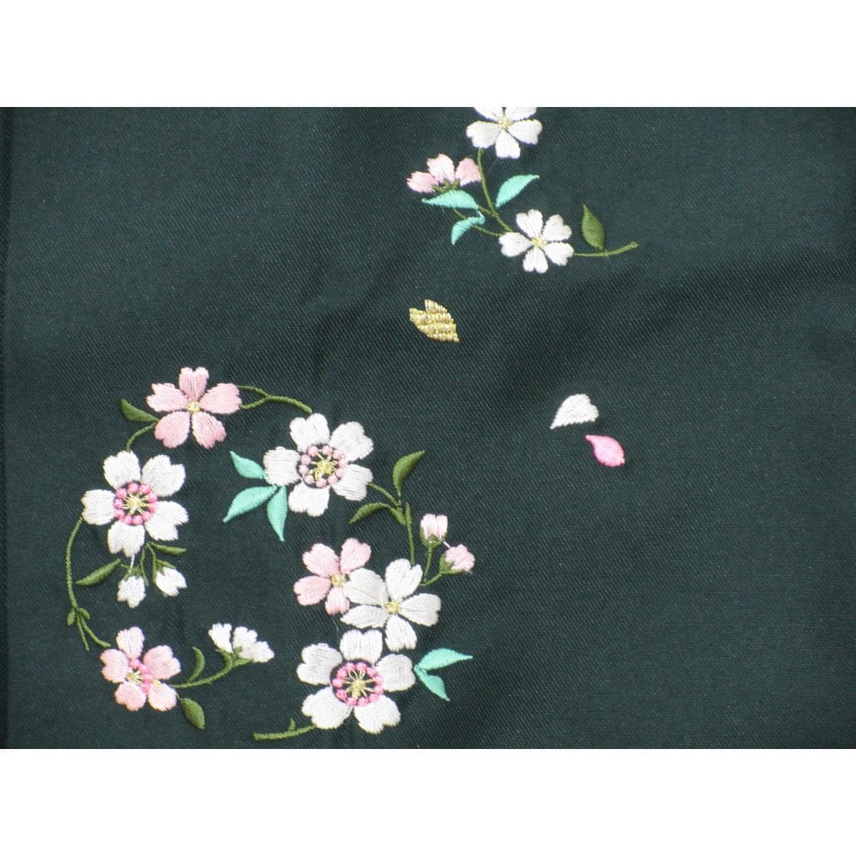 Women&#39;s Hakama with embroidery, 95cm below the string, size L