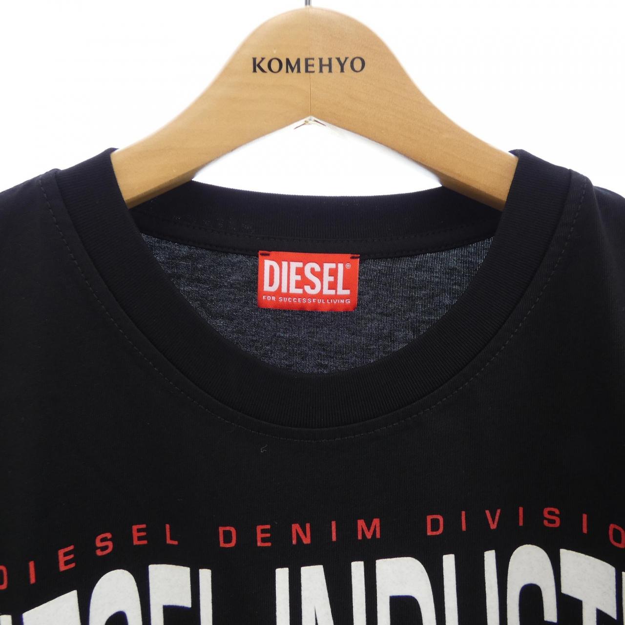 ディーゼル DIESEL Tシャツ