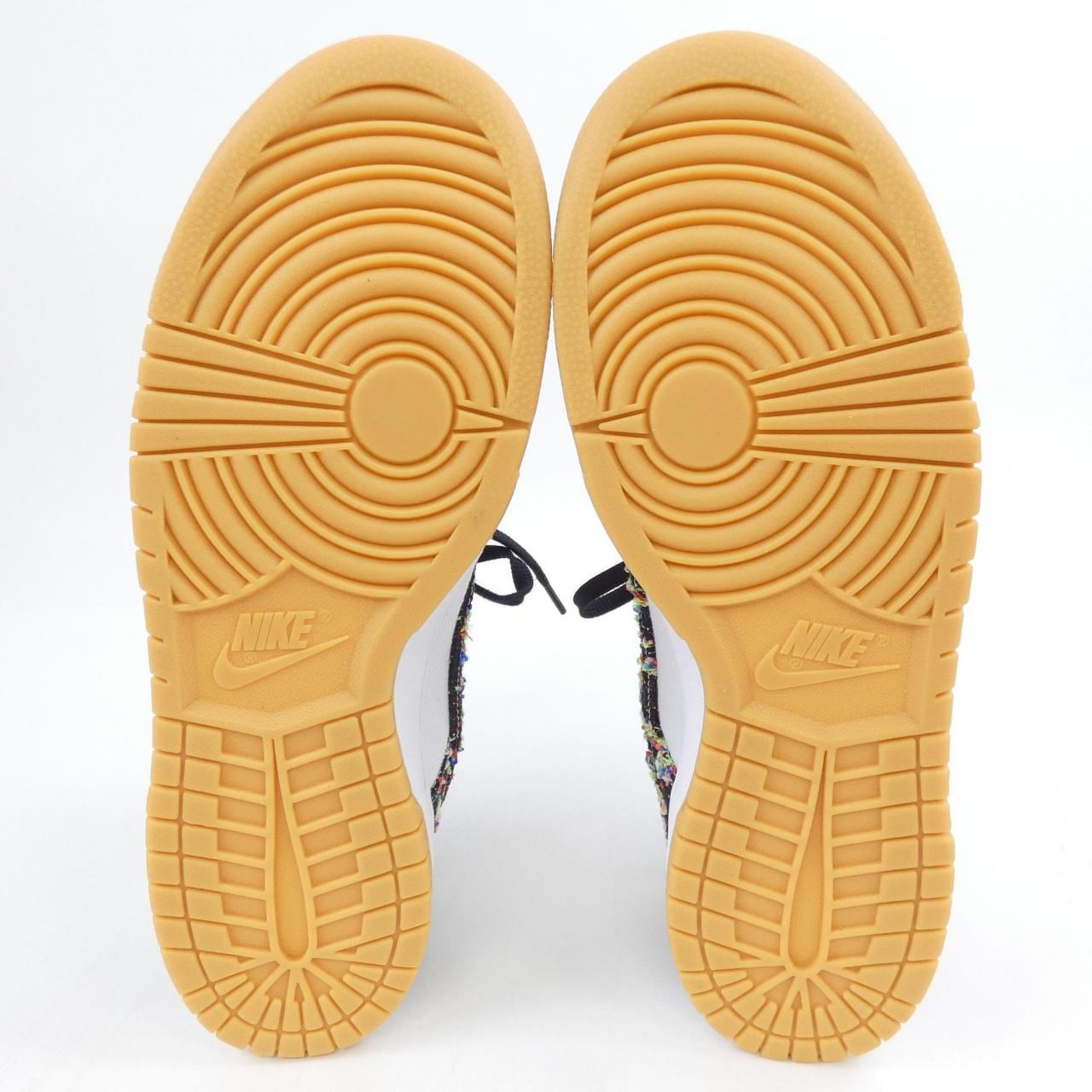 ナイキ NIKE IB2263-100 スニーカー